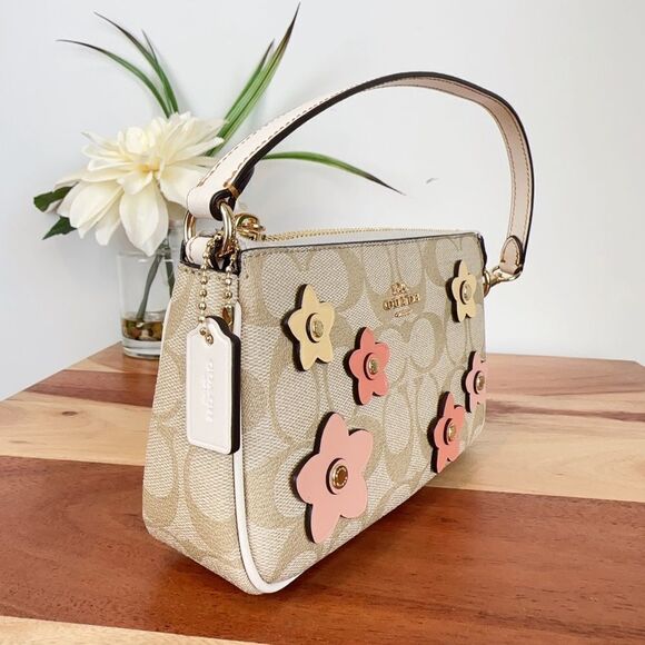 NWT Coach Nolita 19 In Signature Canvas With‎ Floral Appliquéd - Picture 2 of 8
